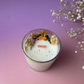 Vela aromática de vainilla en vaso de cristal artesanal